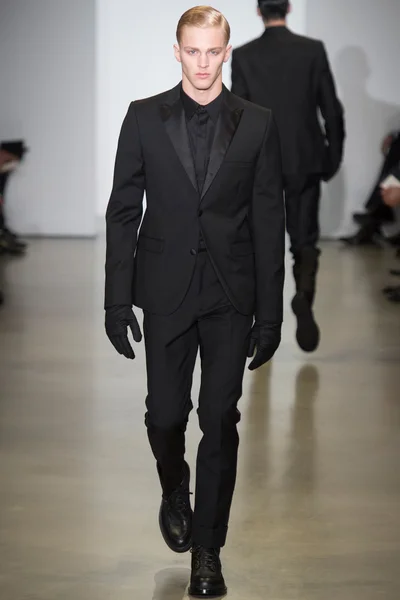 Look 43